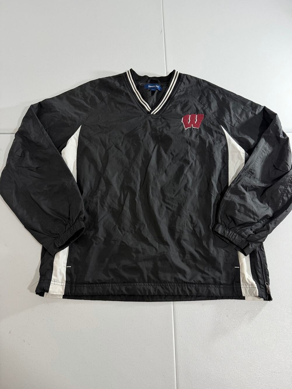 Wisconsin Badgers Pullover Windbreaker Mens L Black White Sport-Tek V-Neck